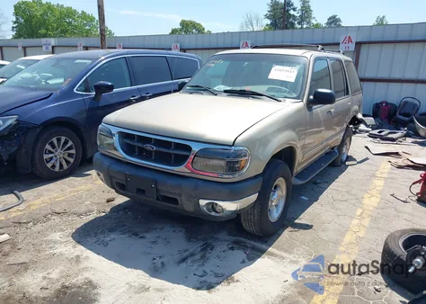 2000 Ford Explorer Xlt из США, поврежденный, VIN 1FMZU73E9YZC14189